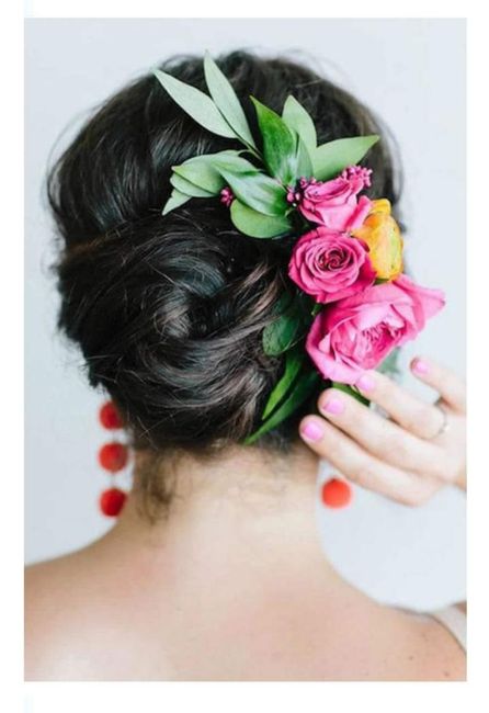 Peinados con flores naturales 🌺🌹🌸🌷🌻 16