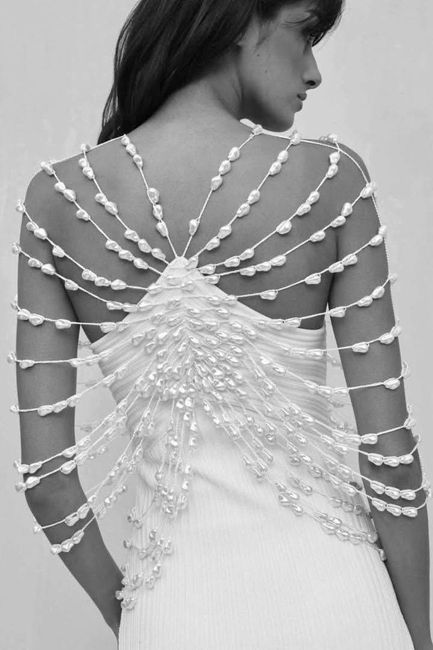 Detalles únicos como parte fundamental en tu vestido - 2