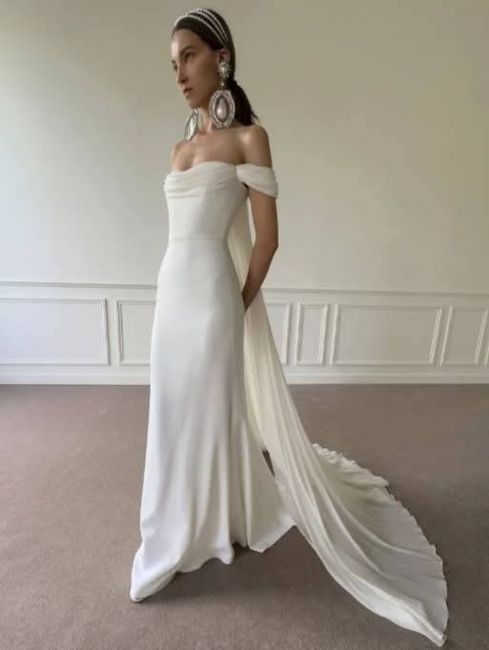 Algunos vestidos de la colección 2025 by Giambattista Valli - 3