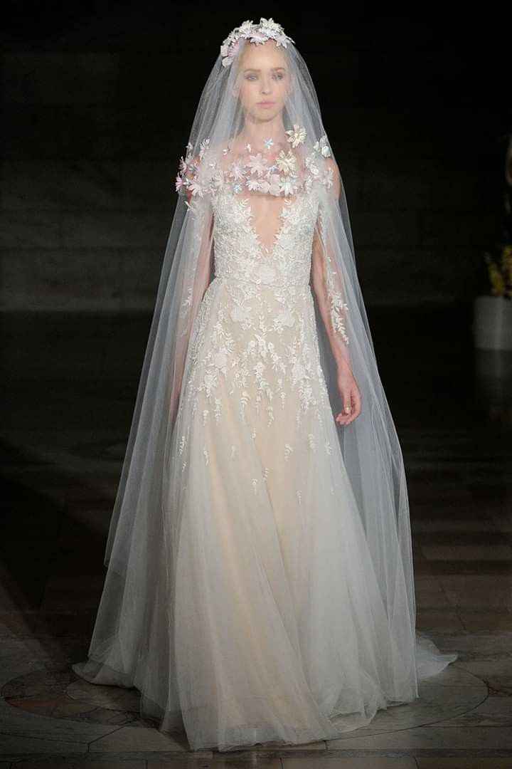 Vestidos colección otoño 2019 Reem Acra 6