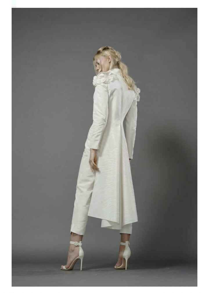 Vestidos colección otoño 2019 Elizabeth Fillmore Bridal 3