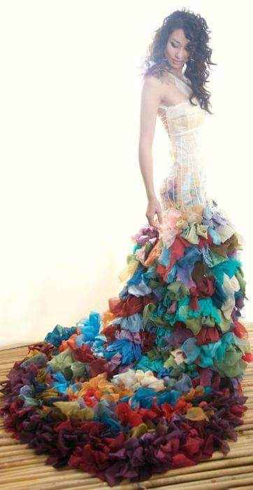 Vestidos con colores muy alegres 8