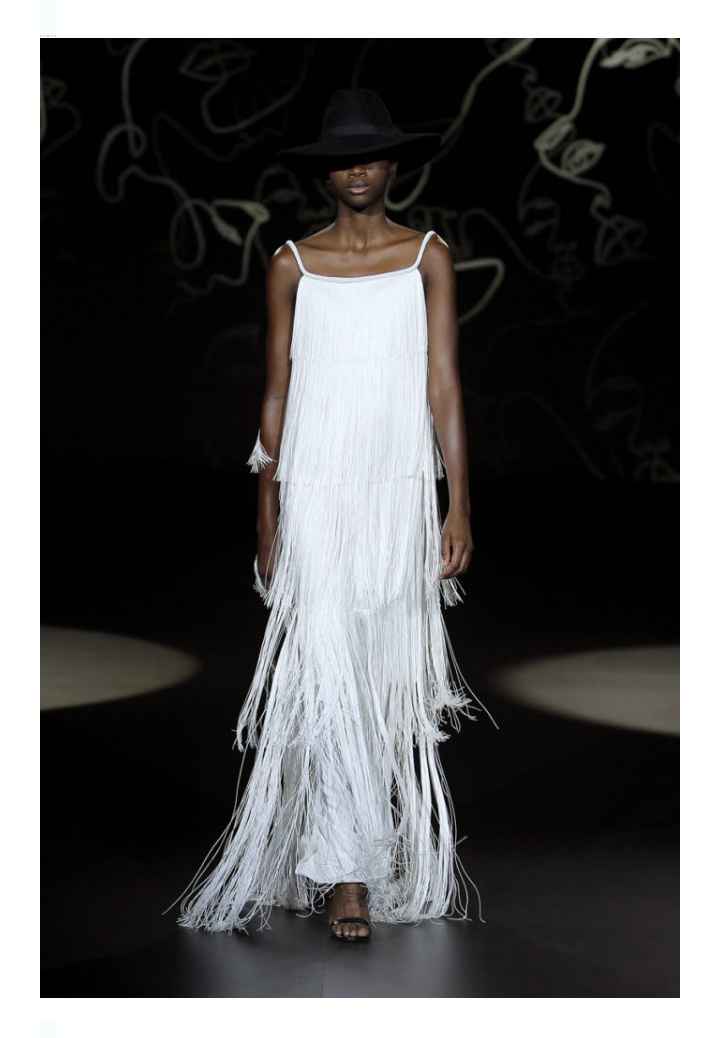 Vestidos colección 2021 See very woman by Sophie et Voilá 6