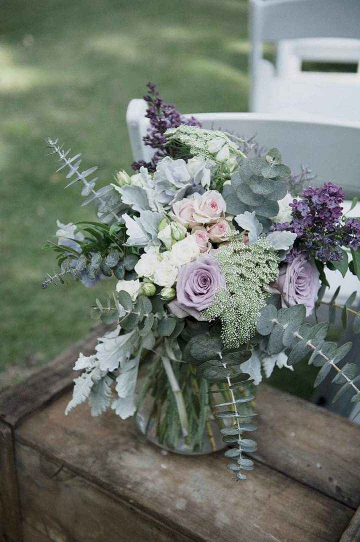 Tonos lavanda y verde en tu boda 2
