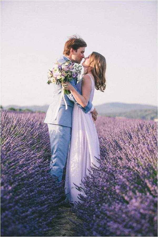Tonos lavanda y verde en tu boda 10