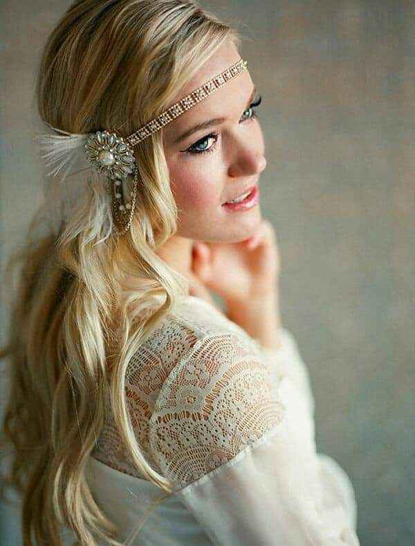 Acompaña tu peinado con un tocado vintage 3