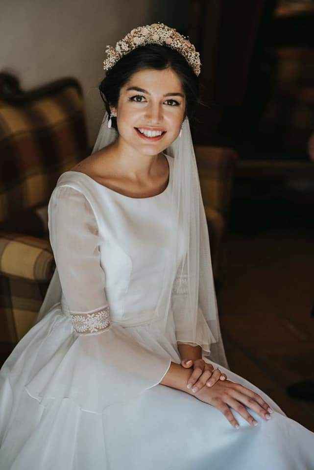 Vestidos con satín y encaje 10