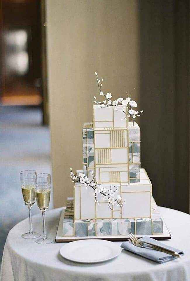 Pasteles con formas delicadas y elegantes 4
