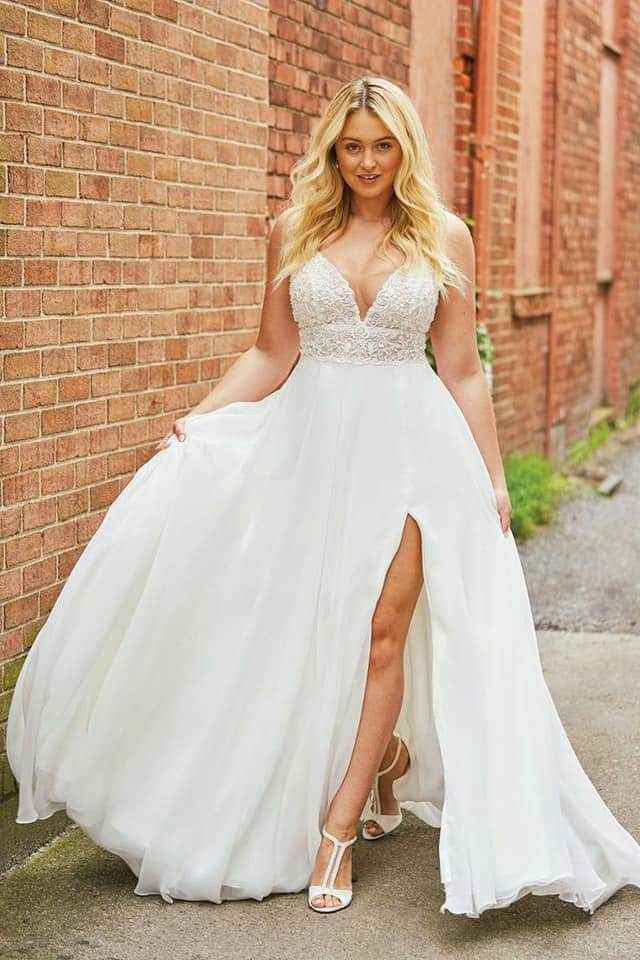 Vestidos con escotes en v 4