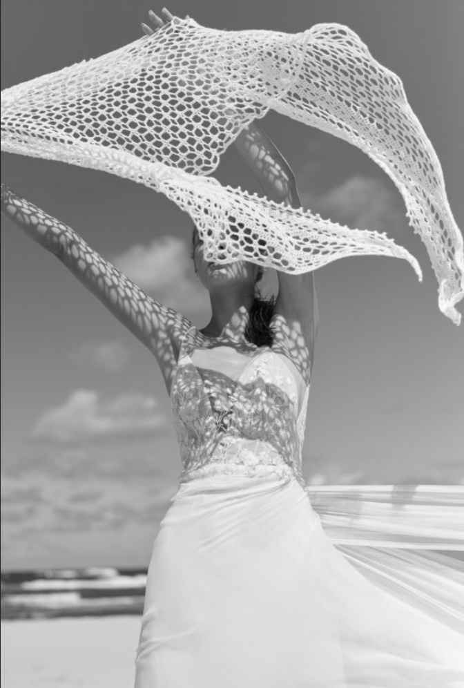 Vestidos colección 2021 Campaign by Anna Kara 7