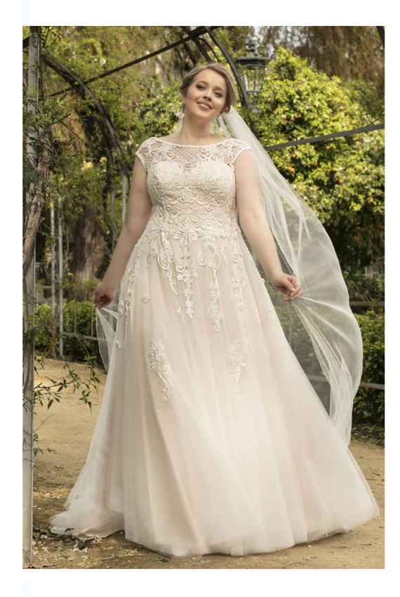 Vestidos colección 2021 Lovely by Agnes 13