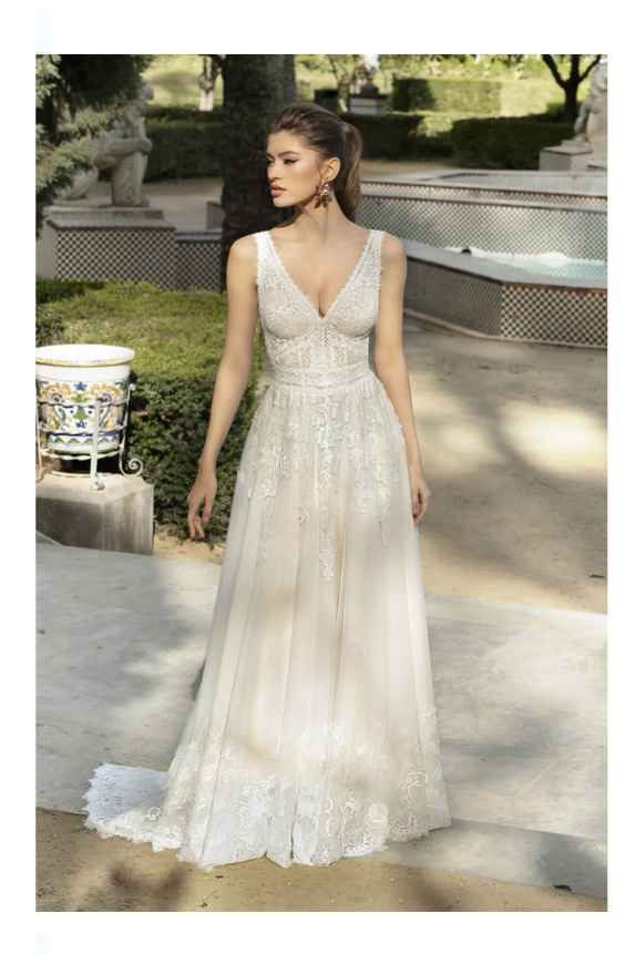 Vestidos colección 2021 Bridal Dream by Agnes 22