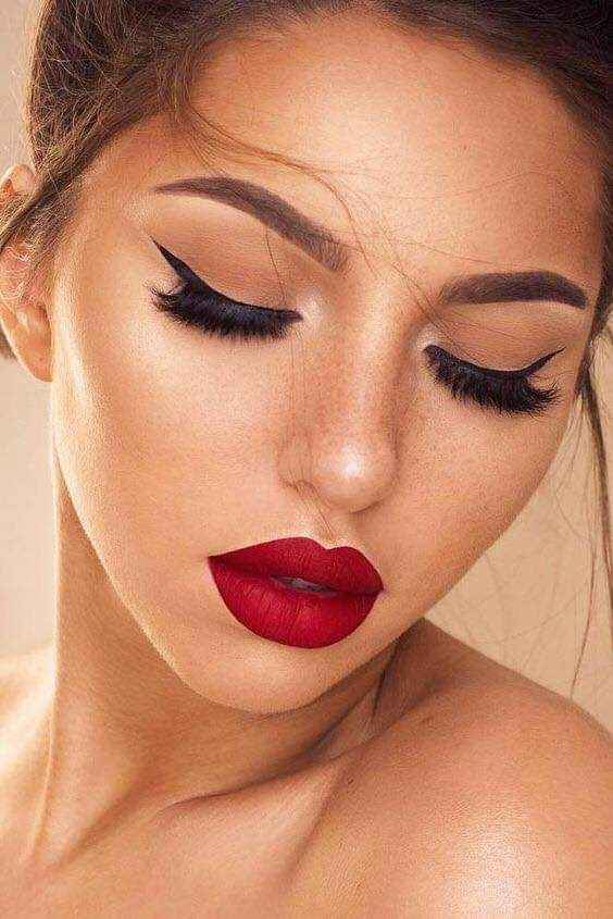 Maquillaje: glam red 8
