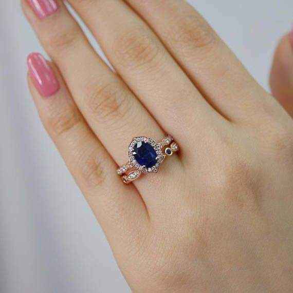Zafiro Azul en tu anillo de compromiso 💍 2
