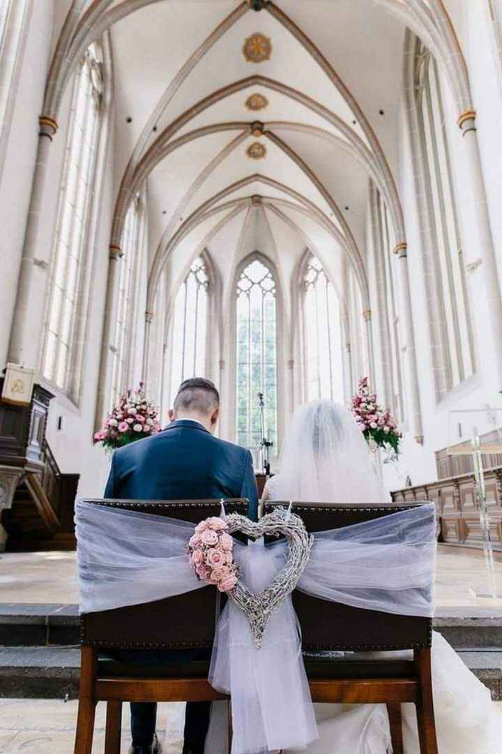 Los asientos de los novios en la ceremonia - 1