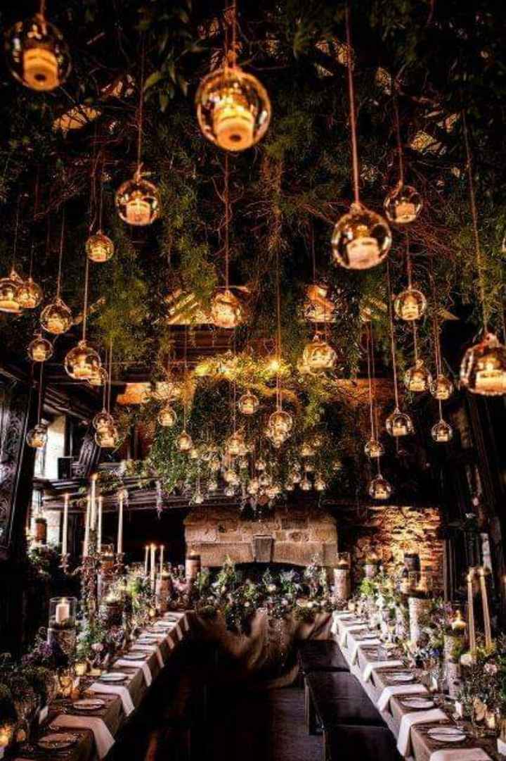 Decora con focos y velas colgantes - 4