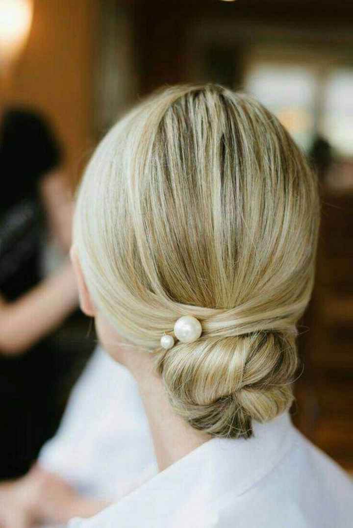 Peinados low bun - 6