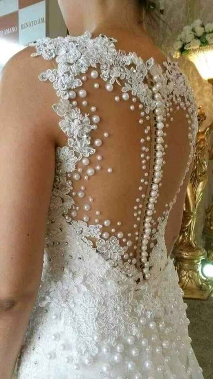Vestidos con bellas espaldas - 6
