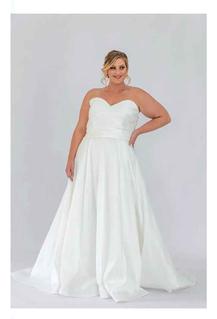 Vestidos colección curvy Adorn by Erin Claire - 1
