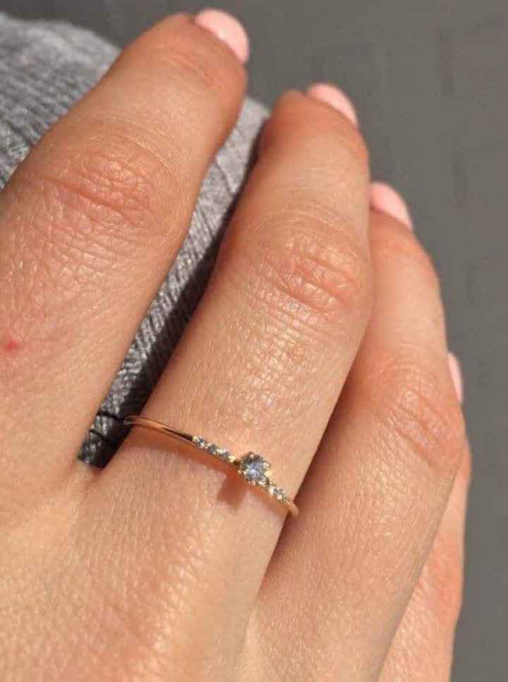 Anillos de compromiso con un estilo sencillo 💍 - 4