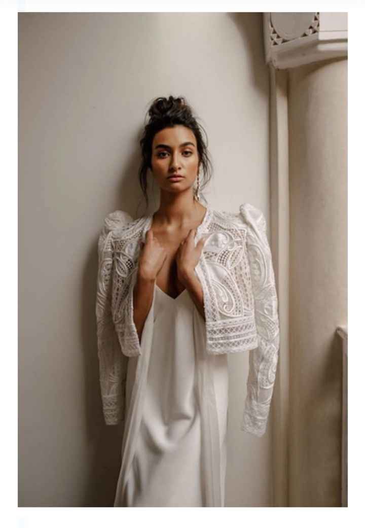 Abrigo,el mejor complemento en una boda invernal ❄️❄️❄️ - 17