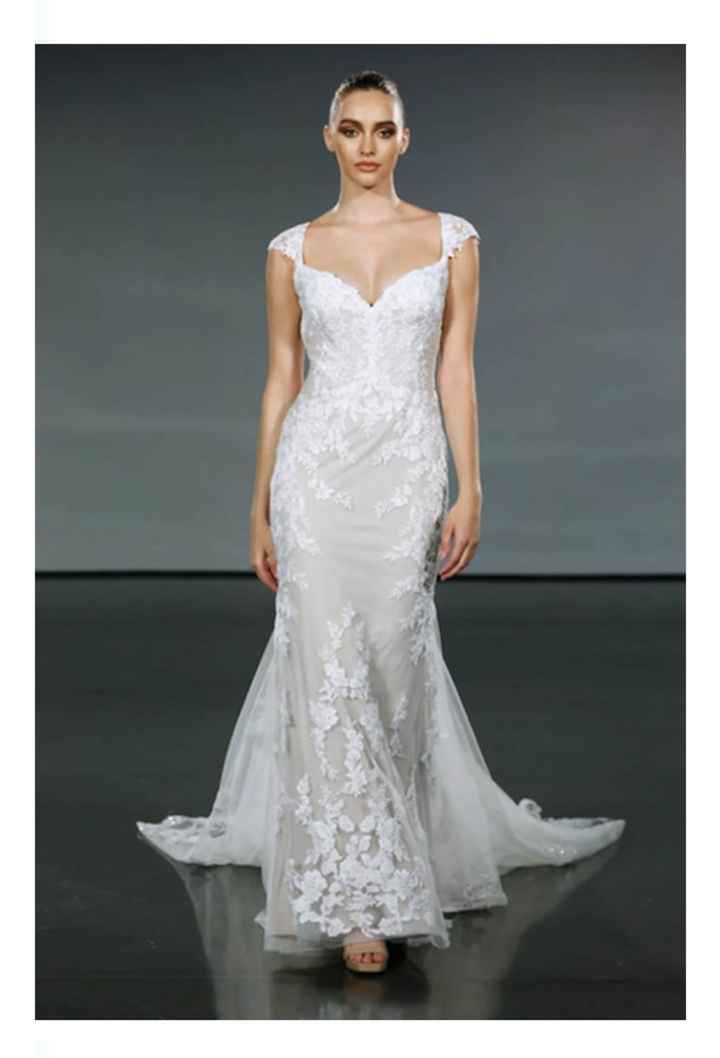Vestidos colección otoño-invierno 2023 Empire by Madeline Gardner - 11