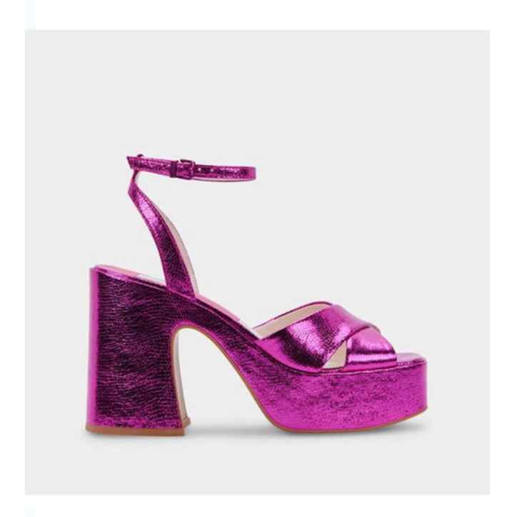 Zapatos en color Viva Magenta - 3