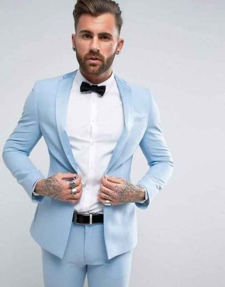 Trajes para novio y padrinos en color azul - 2