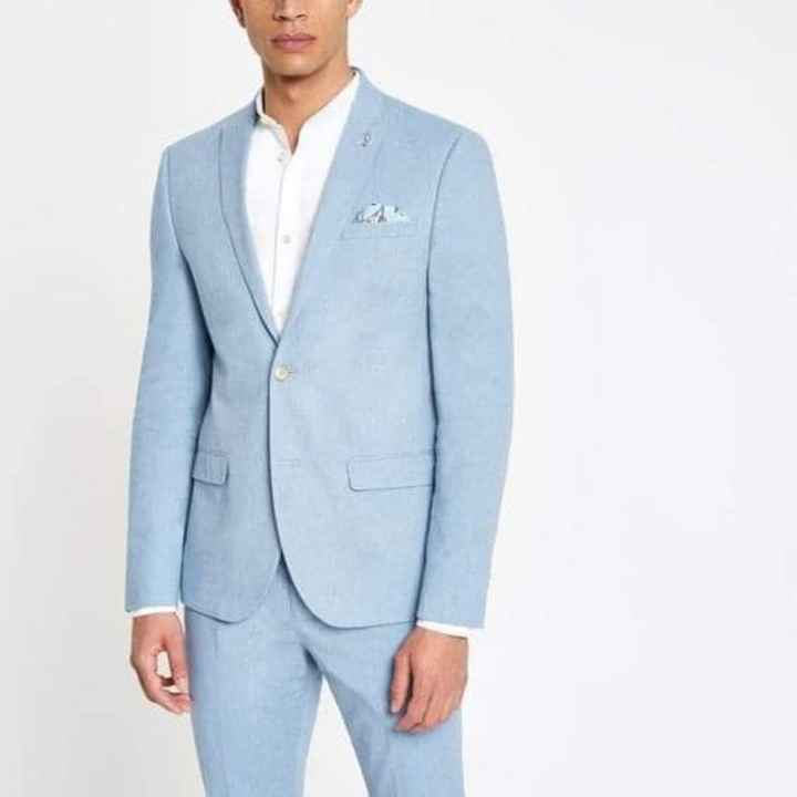 Trajes para novio y padrinos en color azul - 4