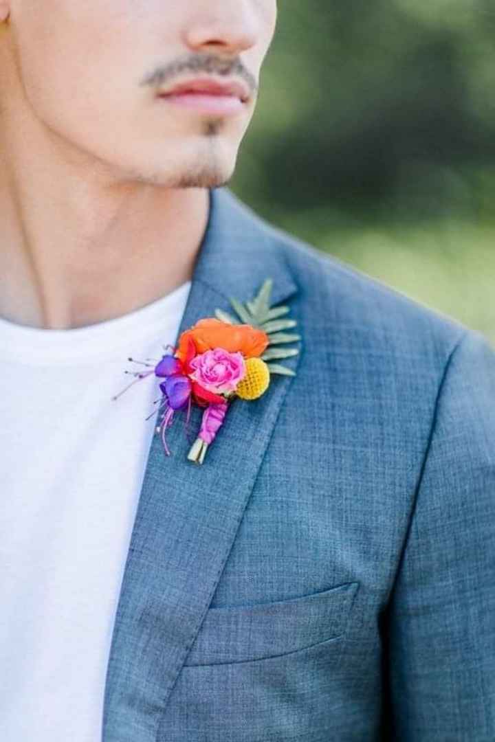 Boutonniere en Viva Magenta - 1