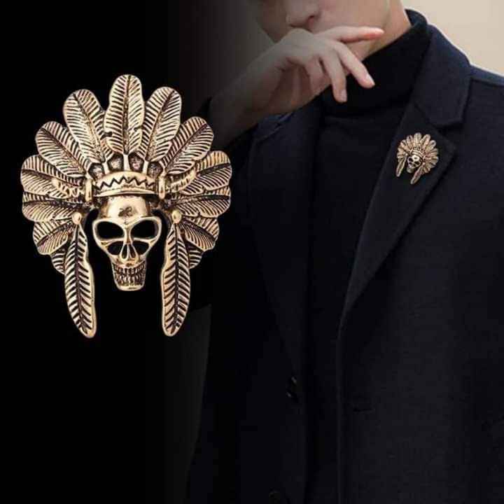 Tendencia 2023:broche de solapa - 1