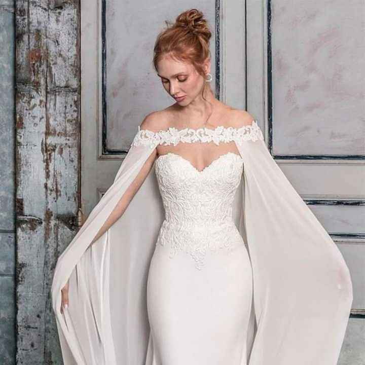 Vestidos con capa - 8