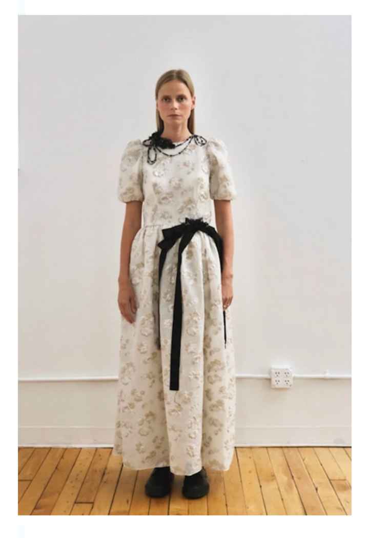 Vestidos colección otoño-invierno 2023 Meruert Tolegen - 1