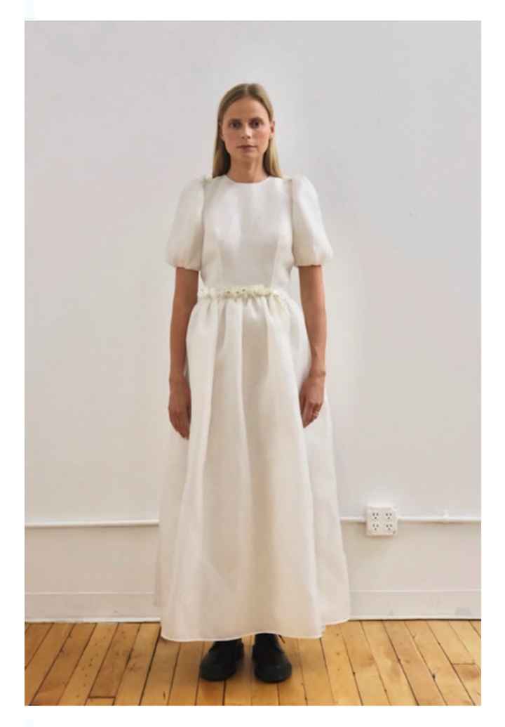 Vestidos colección otoño-invierno 2023 Meruert Tolegen - 3