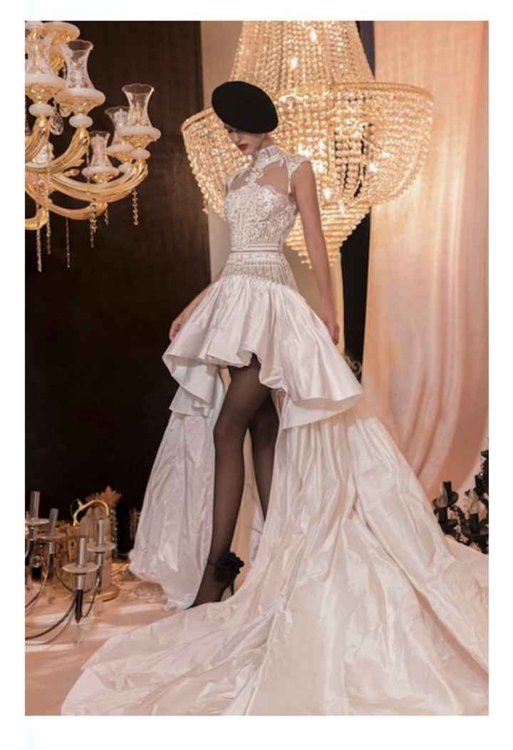 Vestidos colección otoño-invierno 2023 París Mon Chéri by Kim Kassas - 8