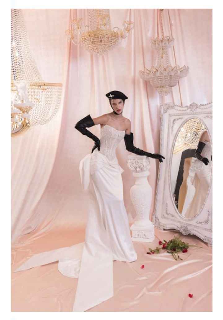 Vestidos colección otoño-invierno 2023 París Mon Chéri by Kim Kassas - 13