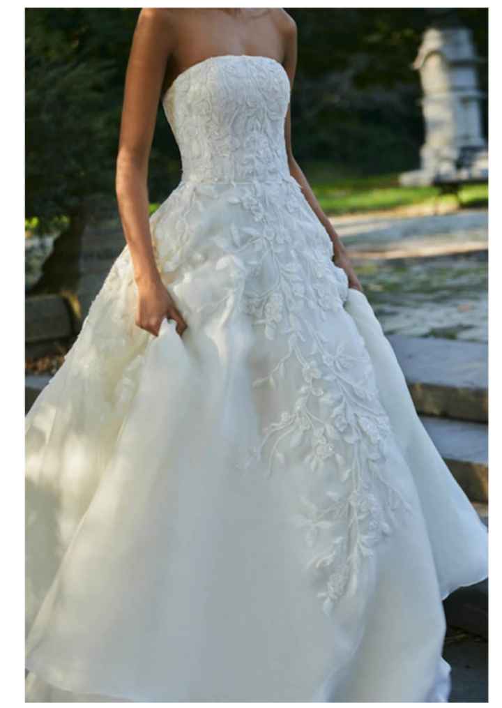 Vestidos colección otoño-invierno 2023 Debajo de tu piel vive la luna by Francesca Miranda - 1