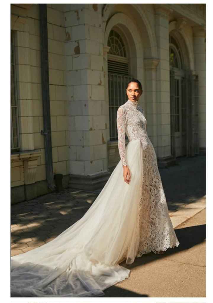 Vestidos colección otoño-invierno 2023 Debajo de tu piel vive la luna by Francesca Miranda - 7