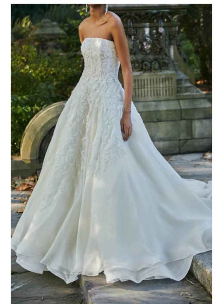 Vestidos colección otoño-invierno 2023 Debajo de tu piel vive la luna by Francesca Miranda - 10