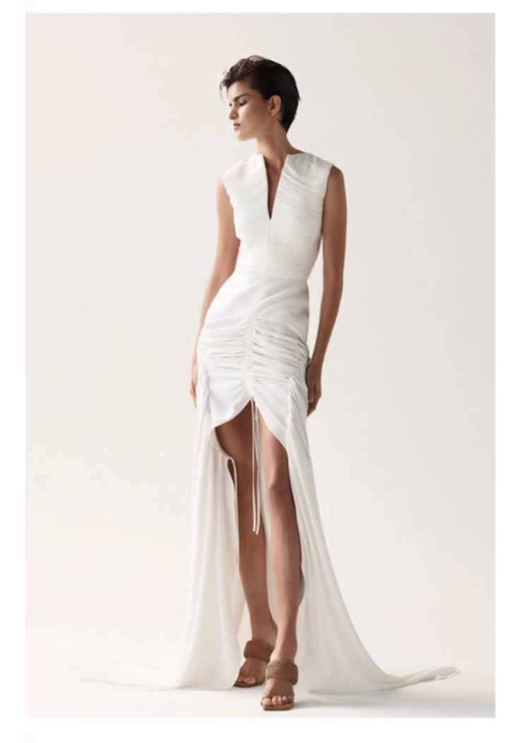 Vestidos colección otoño-invierno 2023 Toni Maticevski - 2