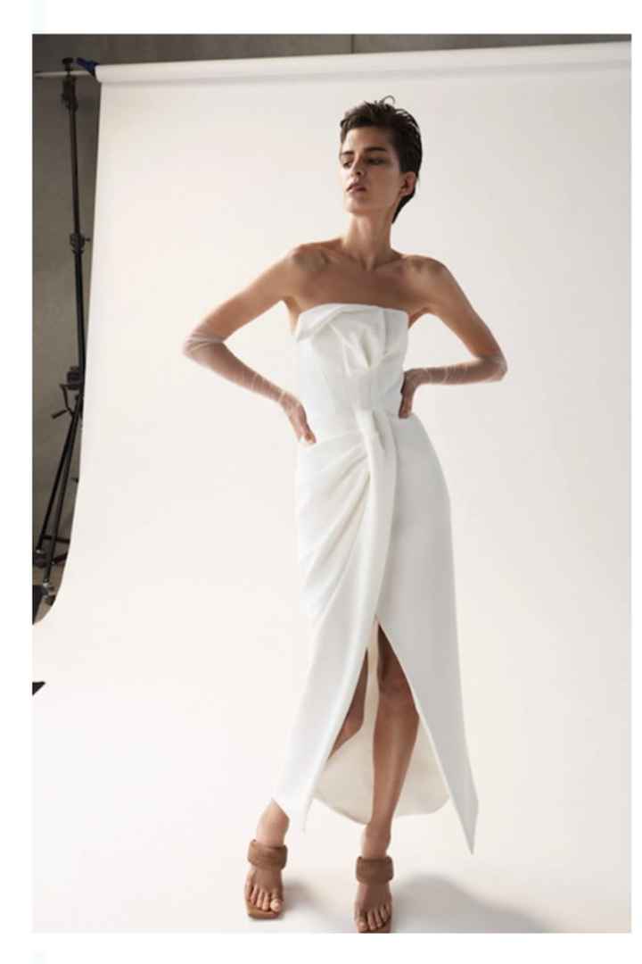 Vestidos colección otoño-invierno 2023 Toni Maticevski - 11