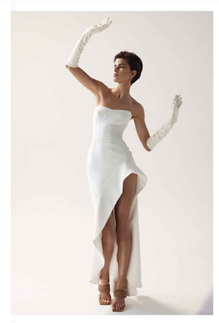 Vestidos colección otoño-invierno 2023 Toni Maticevski - 15