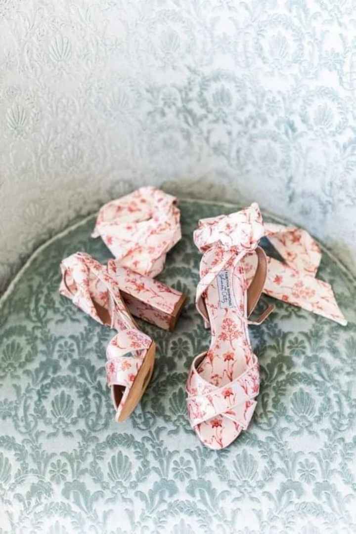 Primavera: zapatos con estampados florales - 1