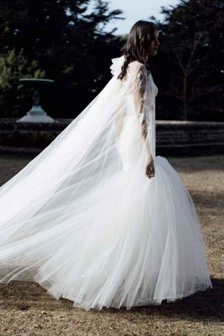 Algunos vestidos de la colección otoño-invierno 2023 Kate Halfpenny - 2