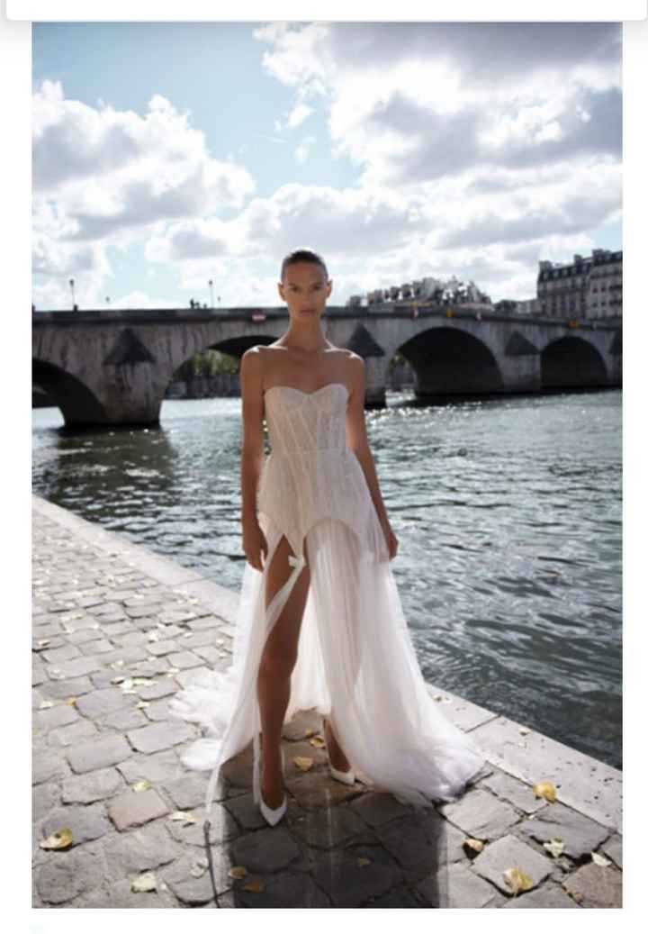 Vestidos colección otoño-invierno 2023 The Other Me by Liz Martínez - 3
