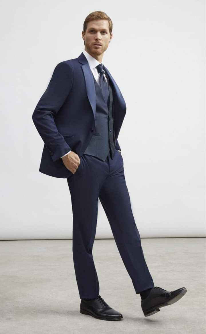 Algunos trajes de la colección 2023 Thomas Pina - 4