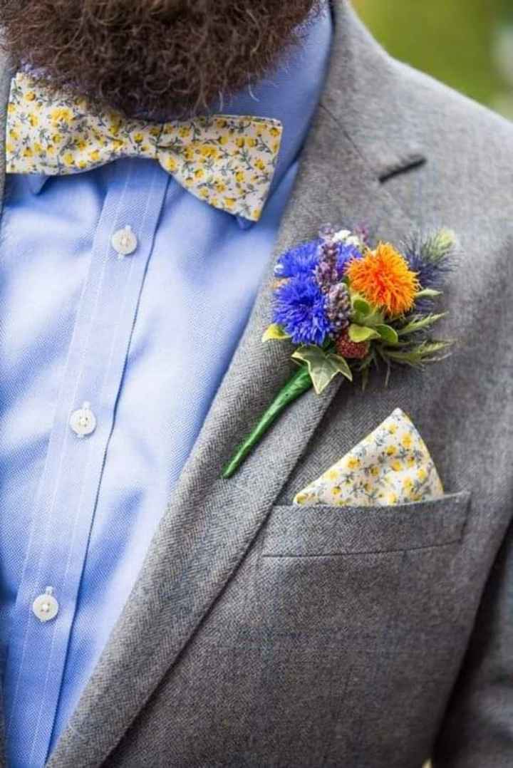 Corbata y pañuelo con el mismo color y estilo - 5
