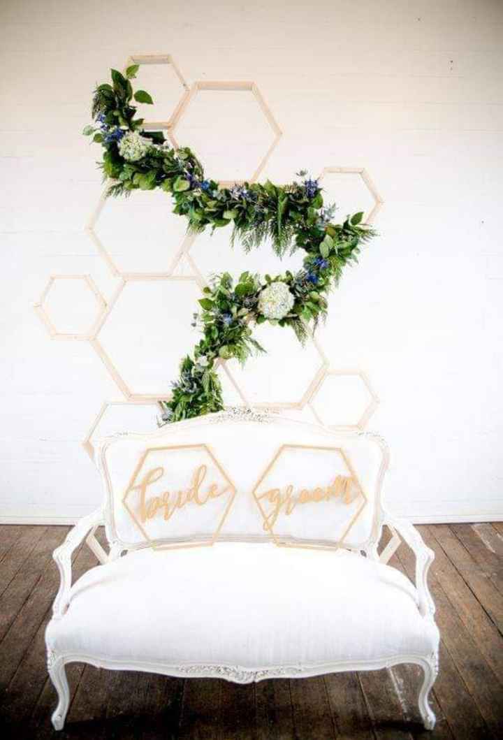 Letreros de novio y novia con formas geométricas - 1