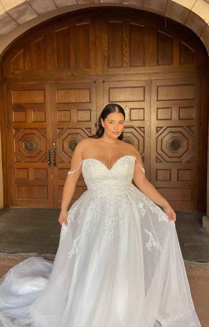 Algunos vestidos de la colección Stella York - 3