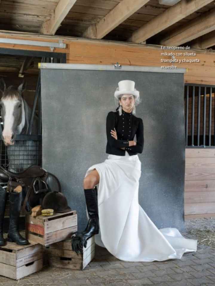 Vestidos colección otoño-invierno 2023 Anne Barge - 7